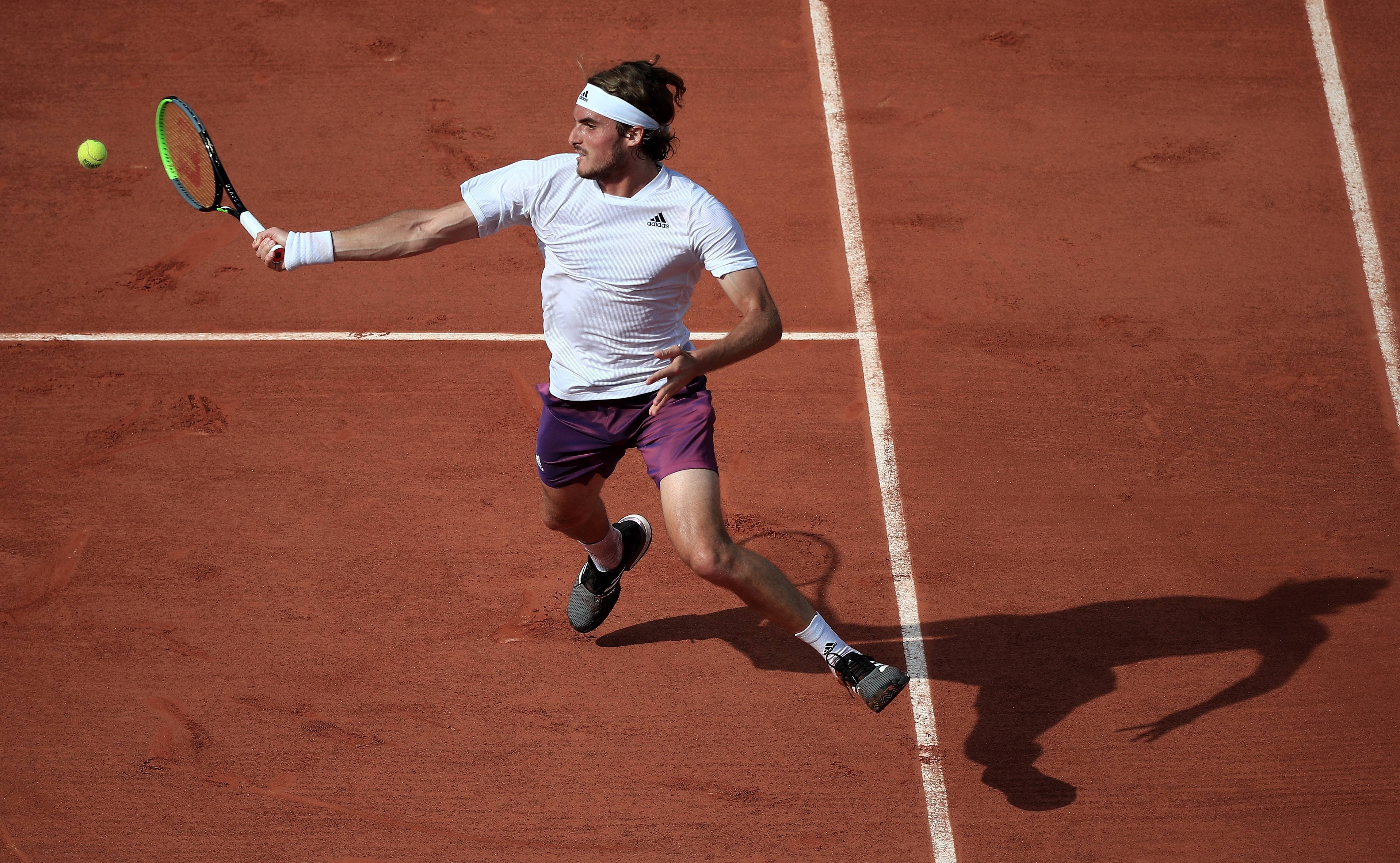 年终总决赛逆转温网，西西帕斯高光表现的简单介绍