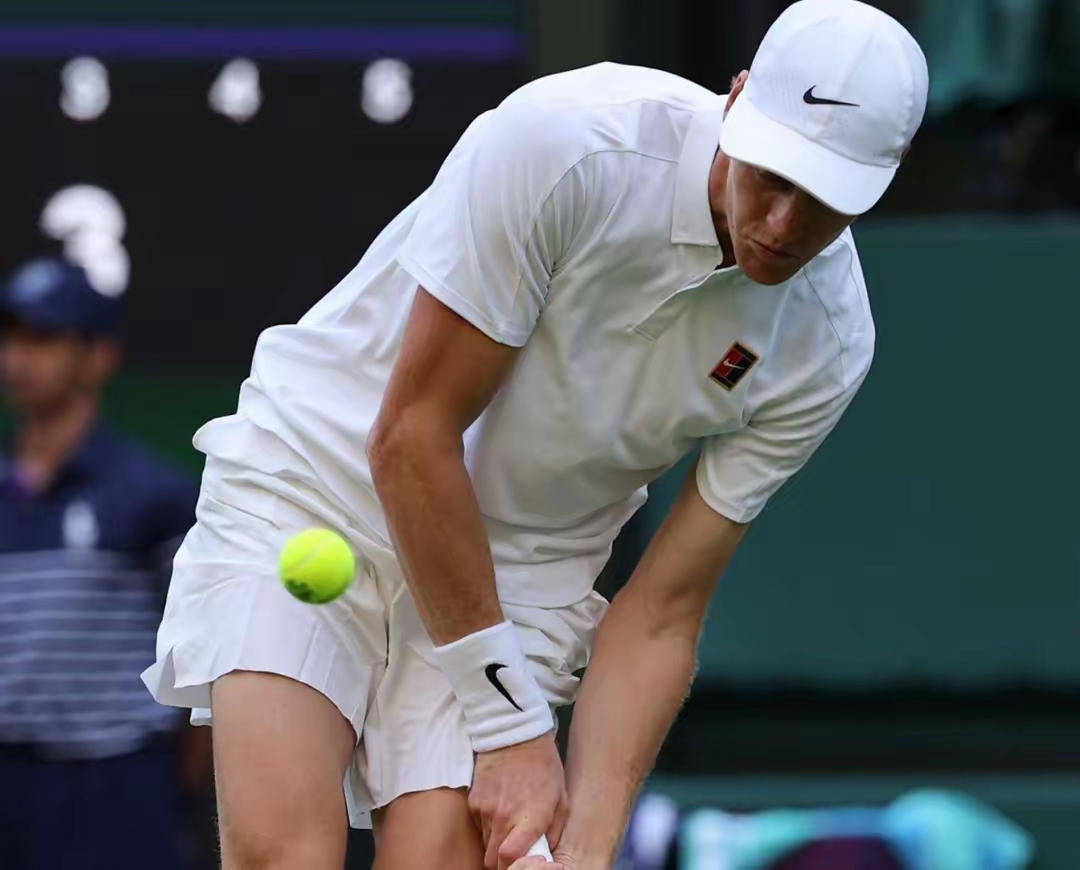 爱游戏官方-年终总决赛险胜拉沃尔杯，辛纳刷新纪录