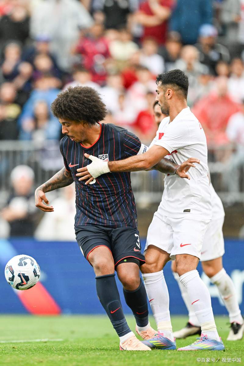 勒沃库森横扫曼城,加维带队取胜 勒沃库森横扫曼城,加维带队取胜