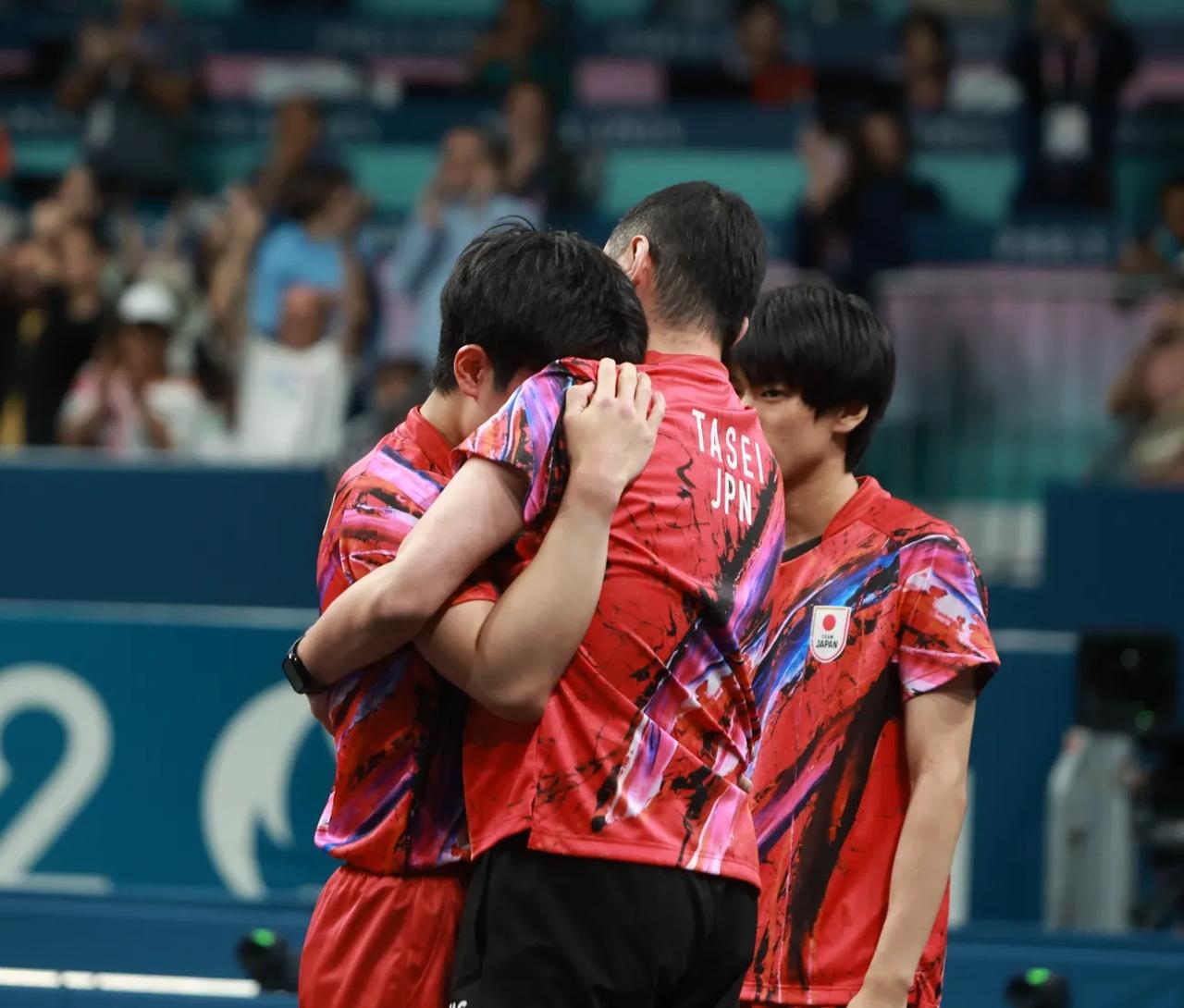 葡萄牙队翻盘日本队，张本智和点燃赛场