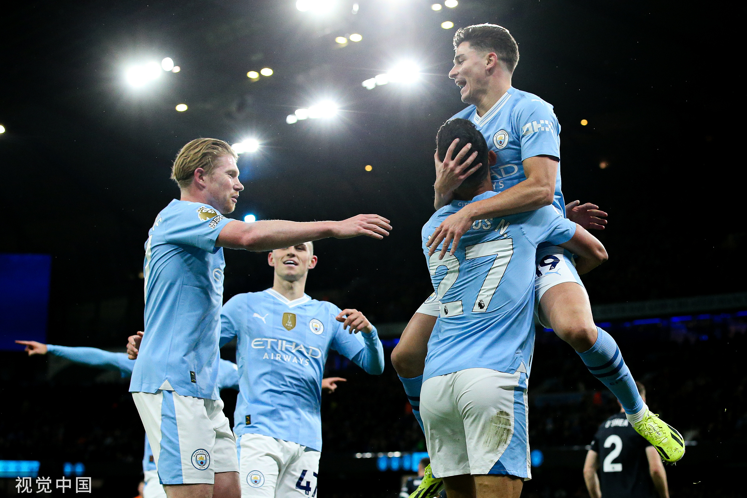 爱游戏入口-荷兰险胜韩国，阿尔瓦雷斯状态火热