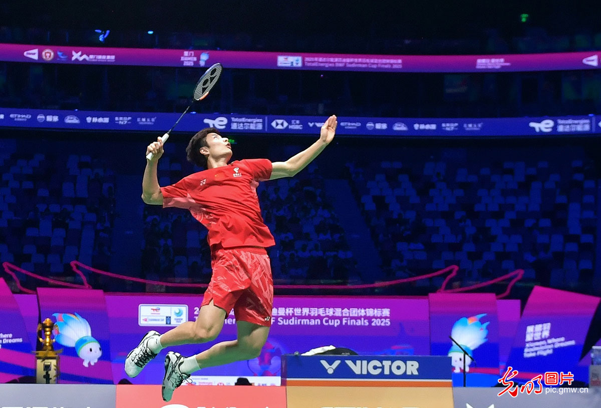 印尼队逆转马来西亚队,石宇奇点燃赛场 印尼队逆转马来西亚队,石宇奇点燃赛场