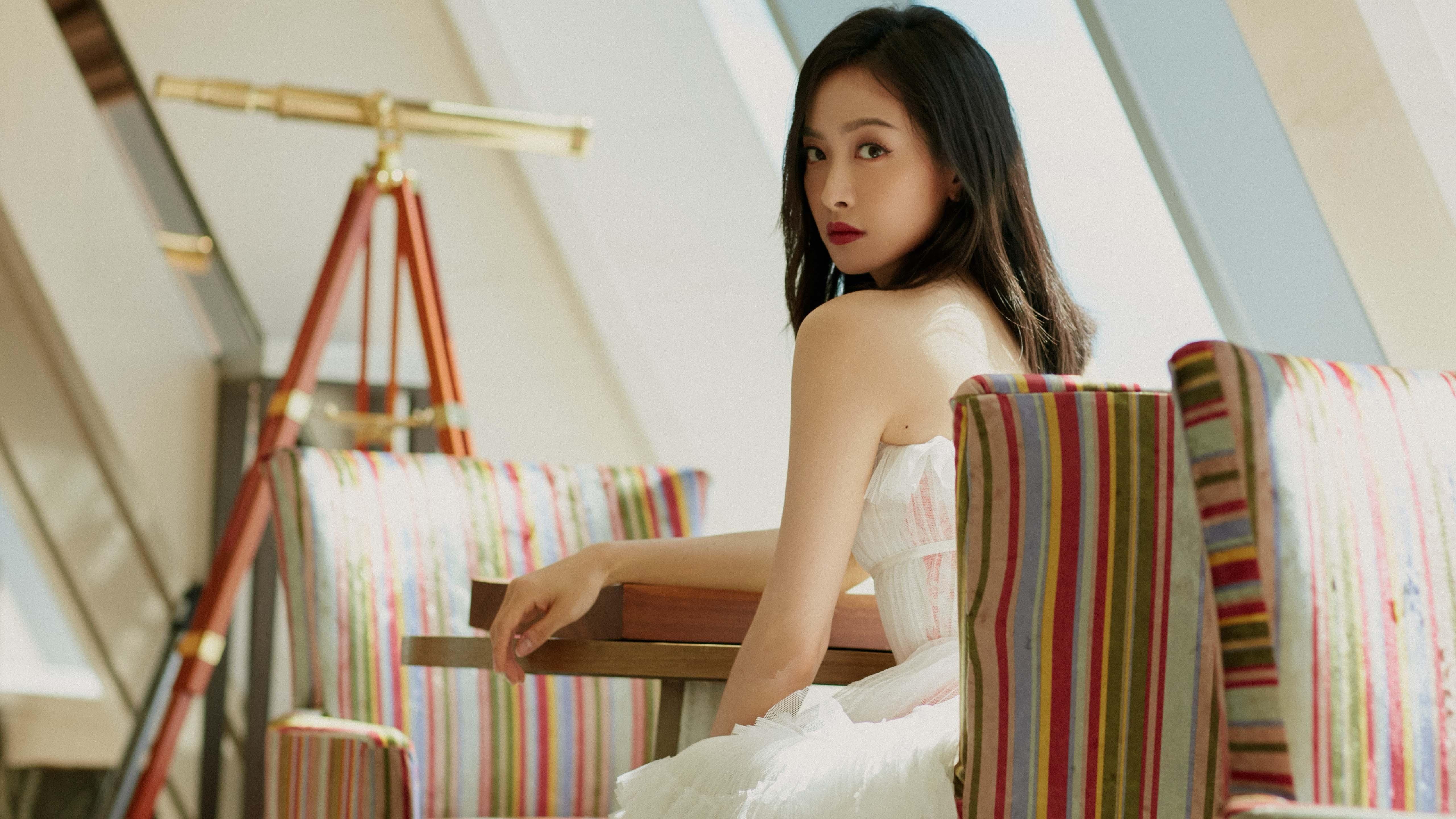 爱游戏在线-颠覆与超越，当拉沃尔杯的光辉让ATP总决赛黯然失色，梅德韦杰夫定义了网球新时代