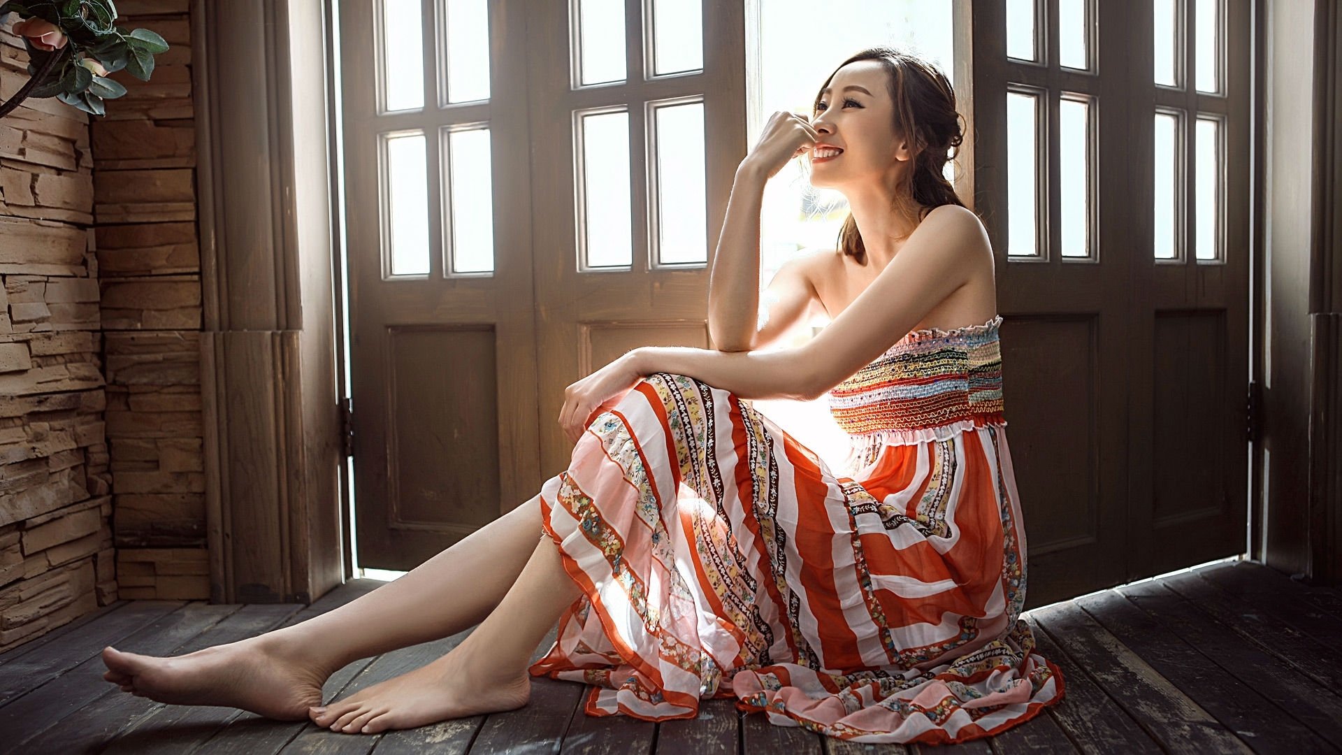 爱游戏在线-红色风暴的绝地反击，法拉利逆转阿斯顿马丁，银箭拉塞尔高光突围