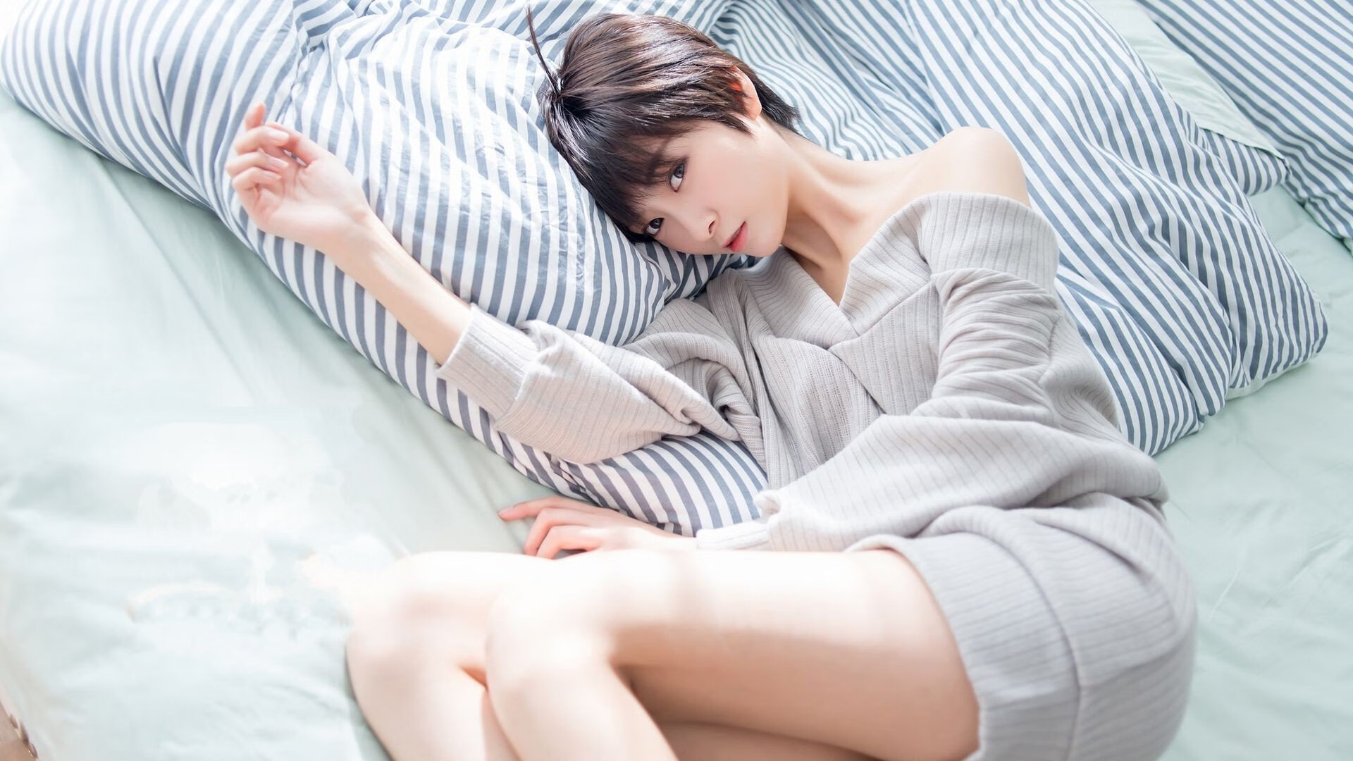 爱游戏tv-风暴眼中的三国演义，德罗赞爆发助湖人全面压制辽宁队