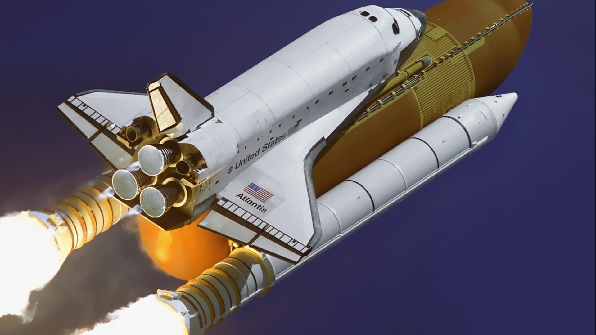 疾驰的绿茵车手,当拉什福德在F1街道赛之夜加冕无争议的全场最佳