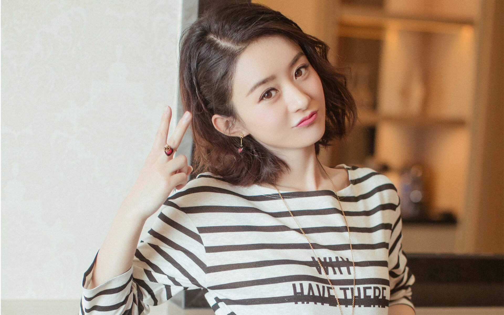 东瀛魔法 vs 北欧铁血,绿茵场上两种唯一性的对话