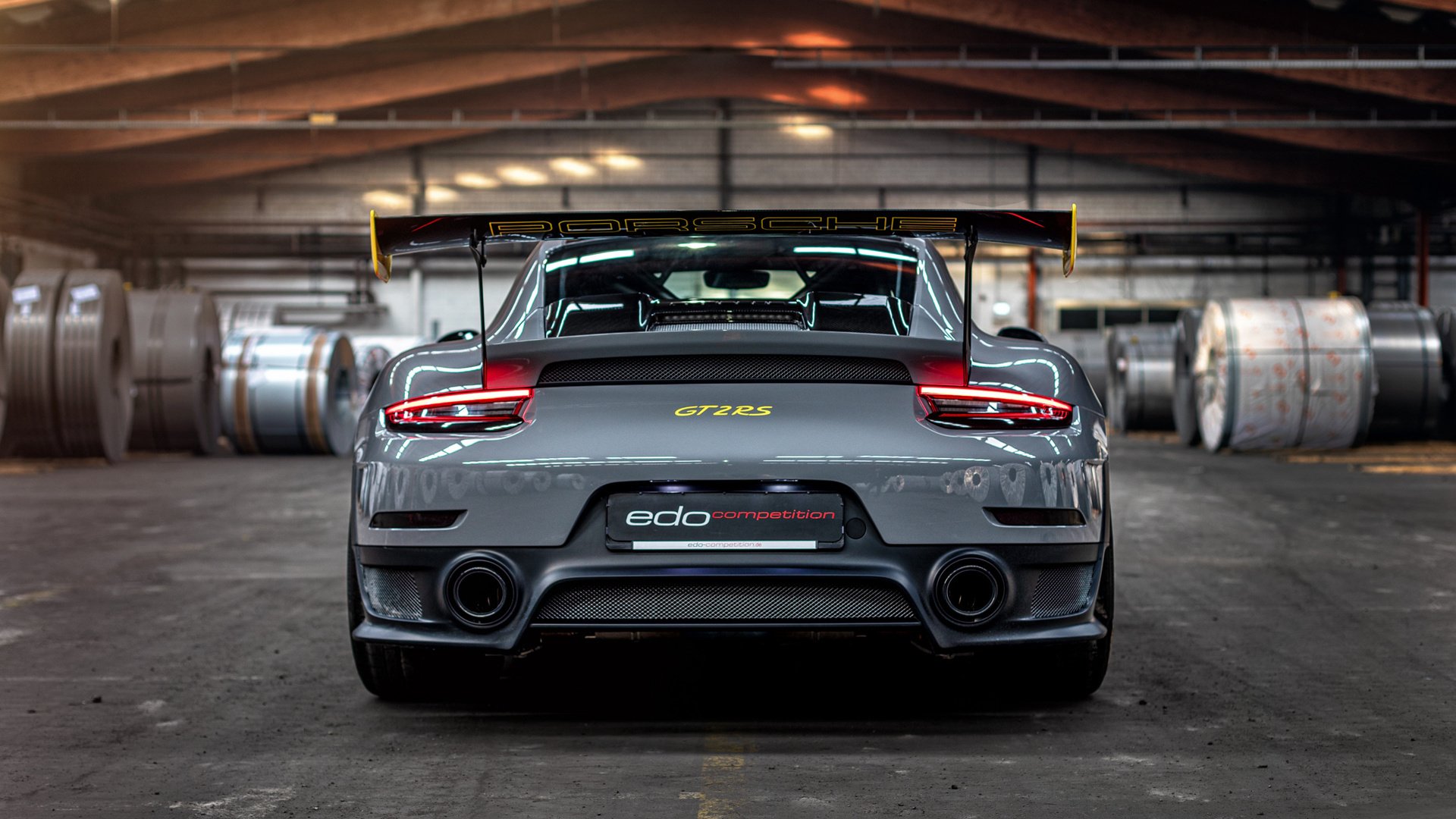 交错时空的荣耀，梅西的孤勇与尤文的铁血意志